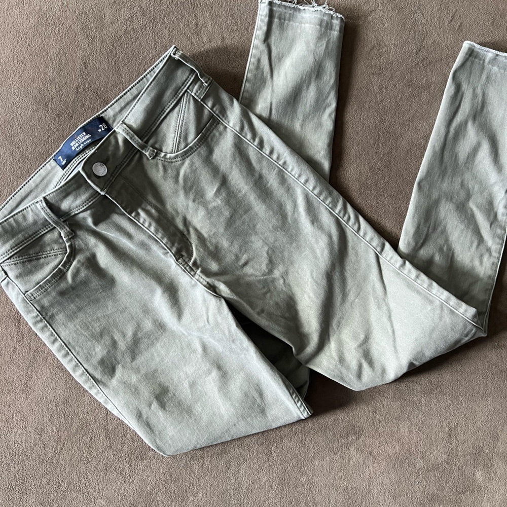 Hollister Jean legging army green